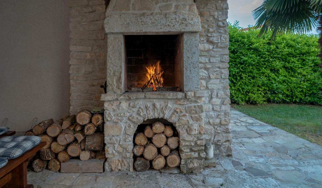 Holiday Home Vizinada Екстер'єр фото